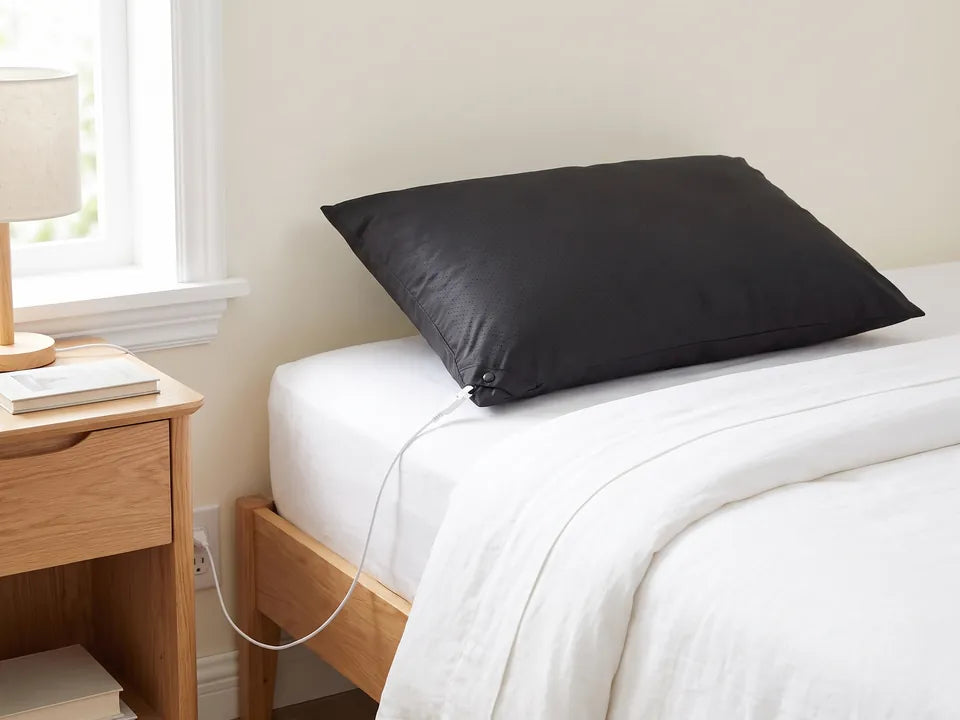 La funda de almohada con su cordón enganchado